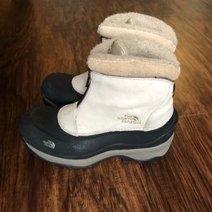 ❄️ The North Face - Weatherproof boots